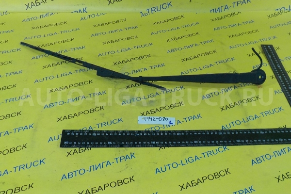 ДВОРНИКИ Mazda Titan 4HG1 ДВОРНИКИ 4HG1 2000  W611-67-321B