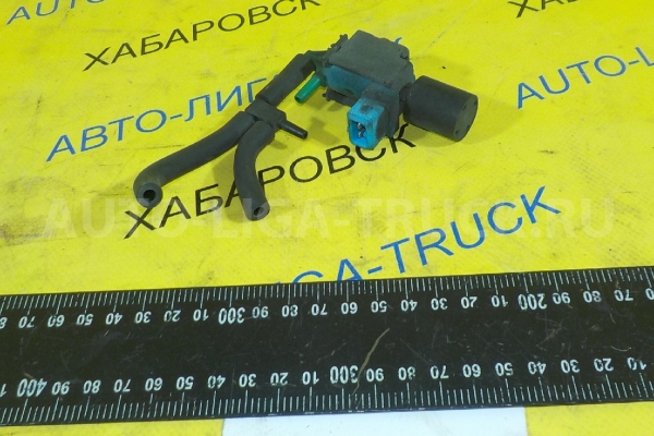 Вакуумный клапан Isuzu Elf 4HF1 Вакуумный клапан 4HF1 1996  8-97037-165-0