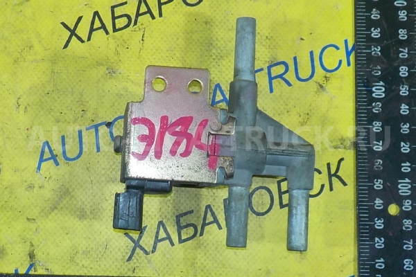 эл.клапан Isuzu Elf 4HF1 Вакуумный клапан 4HF1 1999 8-97065-472-0 эл.клапан Isuzu Elf 4HF1 Вакуумный клапан 4HF1 1999 8-97065-472-0