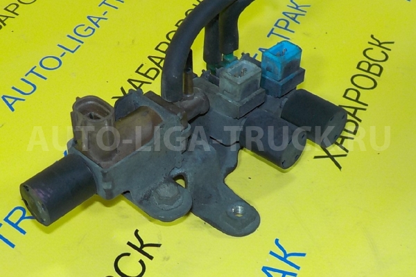 Вакуумный клапан Isuzu Elf 4HF1 Вакуумный клапан 4HF1 1996  8-97037-165-0