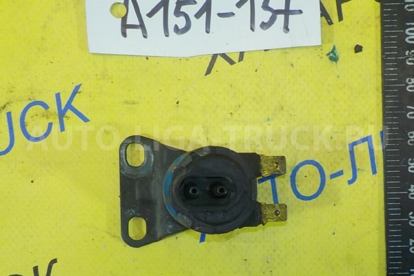 Вакуумный клапан Nissan Atlas TD27 Вакуумный клапан TD27 1997 593172-9721 Вакуумный клапан Nissan Atlas TD27 Вакуумный клапан TD27 1997 593172-9721