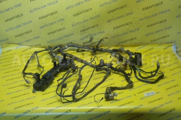 Электропроводка Isuzu Elf 4JB1 Электропроводка 4JB1 1988  8-94483-984-0