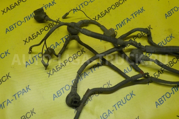 Электропроводка Isuzu Elf 4JB1 Электропроводка 4JB1 1988  8-94483-984-0