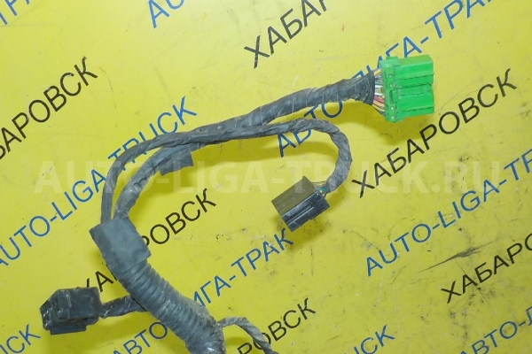 Электропроводка Mazda Titan 4HF1 Электропроводка 4HF1 1999  W424-67-010J