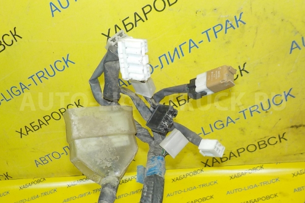Электропроводка Mazda Titan 4HF1 Электропроводка 4HF1 1999  W424-67-010J