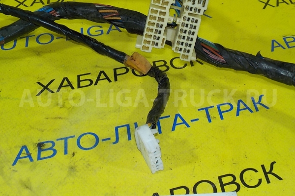 Электропроводка Mazda Titan 4HG1 Электропроводка 4HG1 2000  W612-67-030F