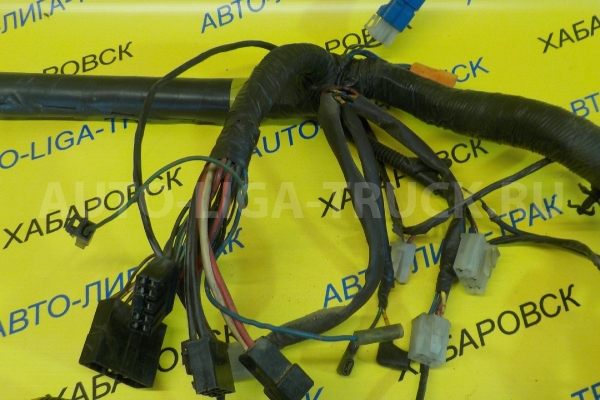 Электропроводка Mitsubishi Canter 4D32 Электропроводка 4D32 1990  MC134106