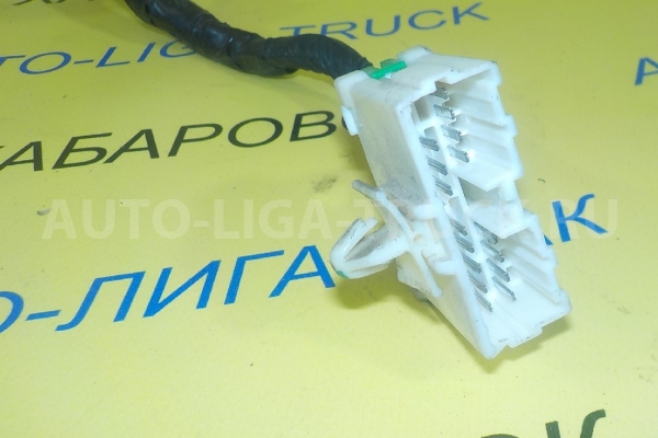 Электропроводка Mitsubishi Canter 4D33 Электропроводка 4D33 1999  MC156634