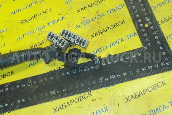 Электропроводка Toyota Dyna, Toyoace B Электропроводка B 1990  82135-95B82