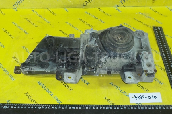 Фара Isuzu Elf 4HF1 Фара 4HF1 1996  8-97855-003-4