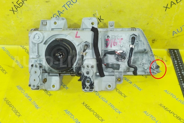 Фара Isuzu Elf 4HF1 Фара 4HF1 1995 8-97855-004-4 Фара Isuzu Elf 4HF1 Фара 4HF1 1995 8-97855-004-4