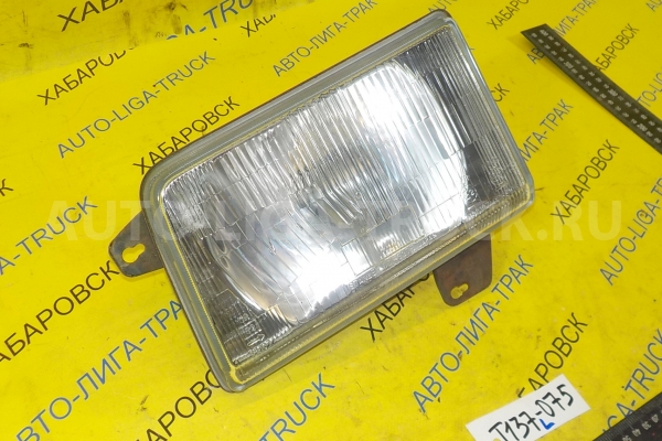 Фара Mazda Titan 4HF1 Фара 4HF1 1998 8BWD-51-040 Фара Mazda Titan 4HF1 Фара 4HF1 1998 8BWD-51-040
