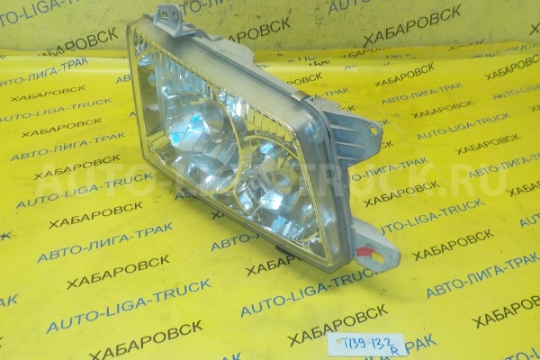 Фара Mazda Titan TF Фара TF 2001 W611-51-0K0E Фара Mazda Titan TF Фара TF 2001 W611-51-0K0E