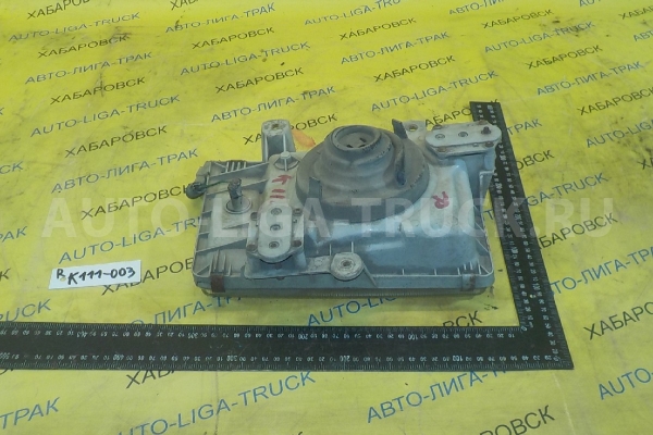 Фара Mitsubishi Canter 4D30 Фара 4D30 1989  MB556615