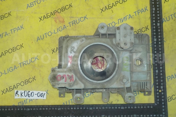 Фара Mitsubishi Canter 4D32 Фара 4D32 1990 MB556615 Фара Mitsubishi Canter 4D32 Фара 4D32 1990 MB556615