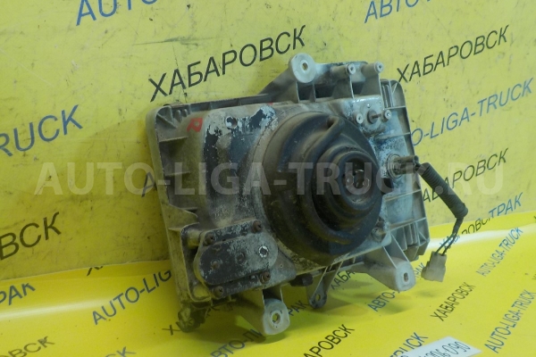 Фара Mitsubishi Canter 4D32 Фара 4D32 1990  MB556614