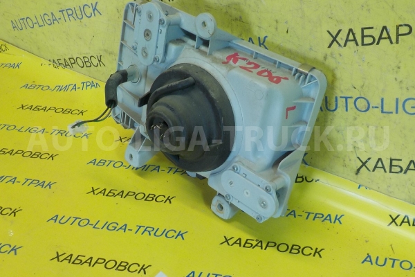 Фара Mitsubishi Canter 4D32 Фара 4D32 1990  MB556614