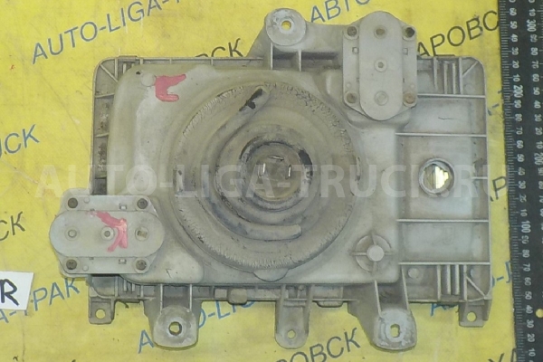 Фара Mitsubishi Canter Фара MB556615 Фара Mitsubishi Canter Фара MB556615