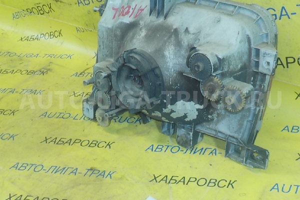Фара Nissan Atlas BD30 Фара BD30 1995  B6060-0T000