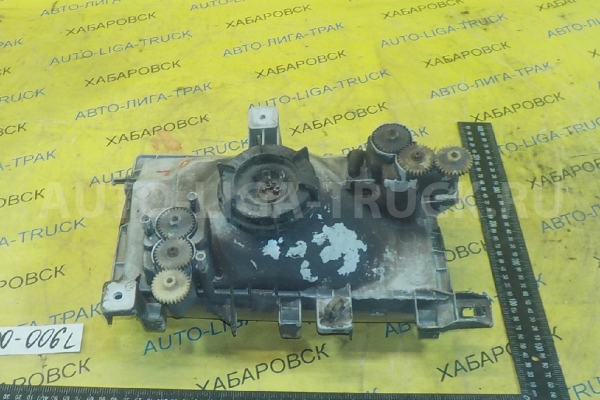 Фара Nissan Atlas BD30 Фара BD30 1995  B6060-0T000