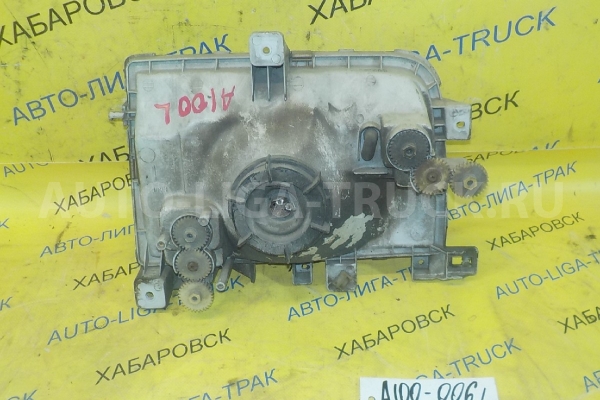 Фара Nissan Atlas BD30 Фара BD30 1995  B6060-0T000
