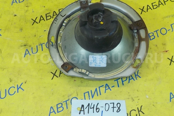 Фара Nissan Atlas FD35 Фара 1991 26702-01T00 Фара Nissan Atlas FD35 Фара 1991 26702-01T00