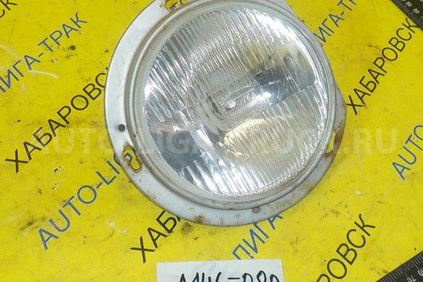 Фара Nissan Atlas FD35 Фара 1991 26701-01T10 Фара Nissan Atlas FD35 Фара 1991 26701-01T10