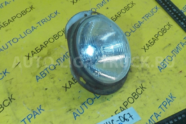 Фара Nissan Atlas FD35 Фара  1991  26702-01T00