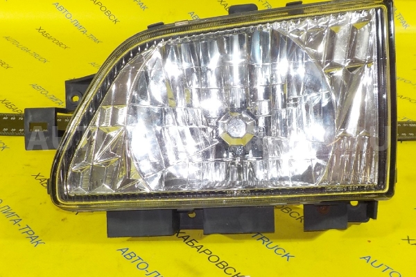 Фара Nissan Atlas QD32 Фара QD32 2001  26060-6T026