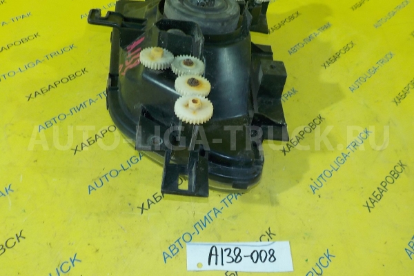 Фара Nissan Atlas QD32 Фара QD32 2001 26010-6T026 Фара Nissan Atlas QD32 Фара QD32 2001 26010-6T026
