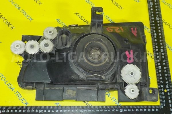 Фара Nissan Atlas TD27 Фара TD27 2001 26010-6T026 Фара Nissan Atlas TD27 Фара TD27 2001 26010-6T026