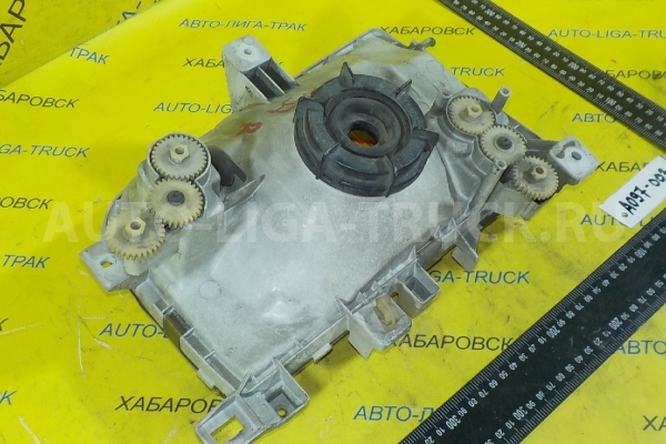 Фара Nissan Atlas TD27 Фара TD27 1995 26075-0T000 Фара Nissan Atlas TD27 Фара TD27 1995 26075-0T000