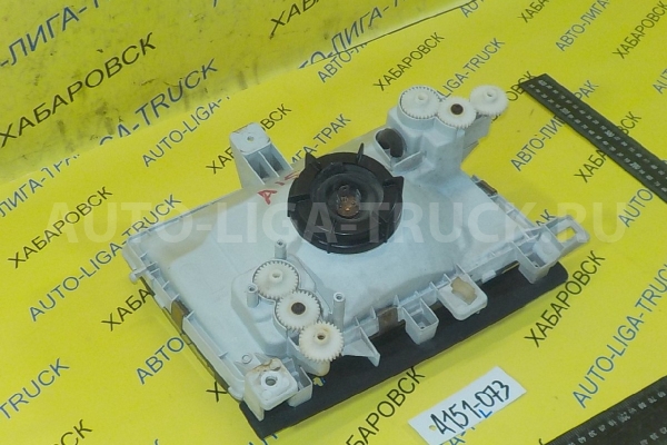 Фара Nissan Atlas TD27 Фара TD27 1997 B6060-5T000 Фара Nissan Atlas TD27 Фара TD27 1997 B6060-5T000