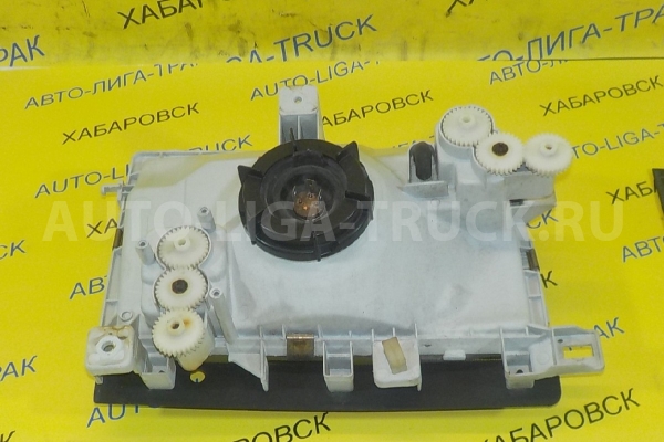 Фара Nissan Atlas TD27 Фара TD27 1997 B6060-5T000 Фара Nissan Atlas TD27 Фара TD27 1997 B6060-5T000