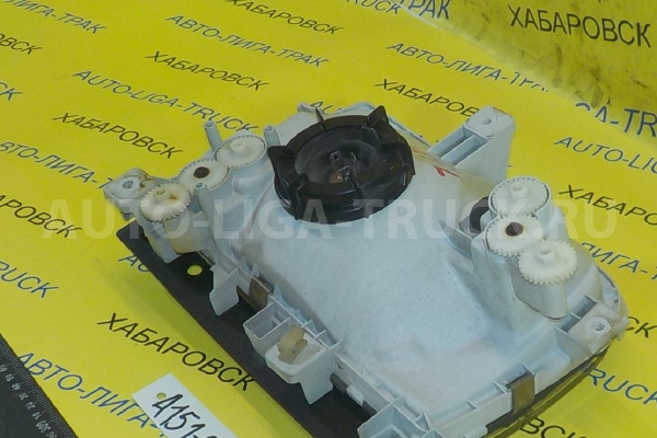 Фара Nissan Atlas TD27 Фара TD27 1997 B6060-5T000 Фара Nissan Atlas TD27 Фара TD27 1997 B6060-5T000