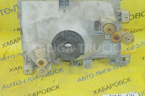 Фара Nissan Atlas TD27 Фара TD27 1995 B6060-0T000 Фара Nissan Atlas TD27 Фара TD27 1995 B6060-0T000