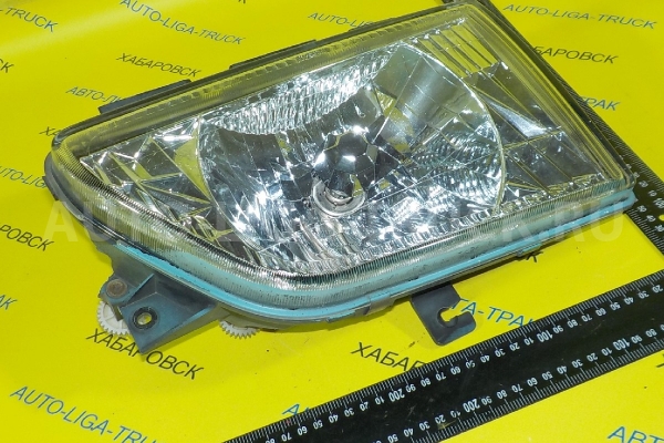 Фара Nissan Atlas TD27 Фара TD27 2001 26010-6T026 Фара Nissan Atlas TD27 Фара TD27 2001 26010-6T026