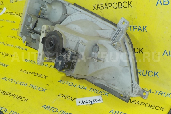 Фара Toyota Dyna, Toyoace N04C Фара N04C 2003  81150-37290