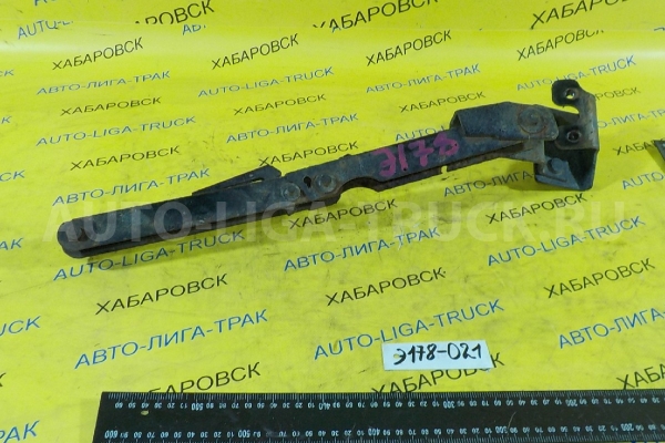 Фиксатор кабины Isuzu Elf 4HG1 Фиксатор кабины 4HG1 1996  8-97120-940-0