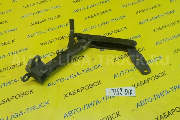 Фиксатор кабины Mazda Titan HA Фиксатор кабины HA 1993  w017-56-710c