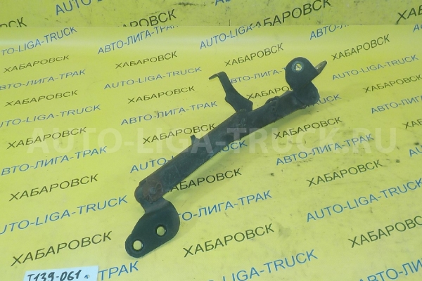 Фиксатор кабины Mazda Titan TF Фиксатор кабины TF 2001  W620-56-A21A