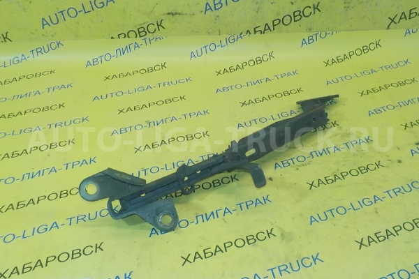 Фиксатор кабины Mazda Titan TF Фиксатор кабины TF 2001  W620-56-A21A