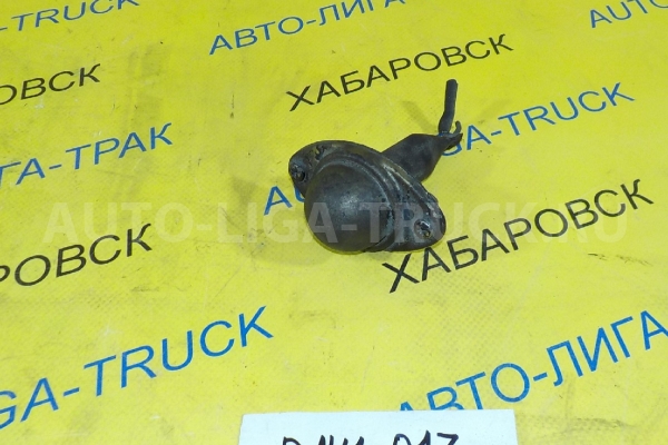 Фонарь освещения номерного знака Toyota Dyna, Toyoace S05C Фонарь освещения номерного знака S05C 2003 81270-37010 Фонарь освещения номерного знака Toyota Dyna, Toyoace S05C Фонарь освещения номерного знака S05C 2003 81270-37010
