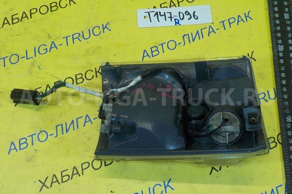 ГабаРиты Mazda Titan WL ГабаРиты WL 2002  WG70-51-060D