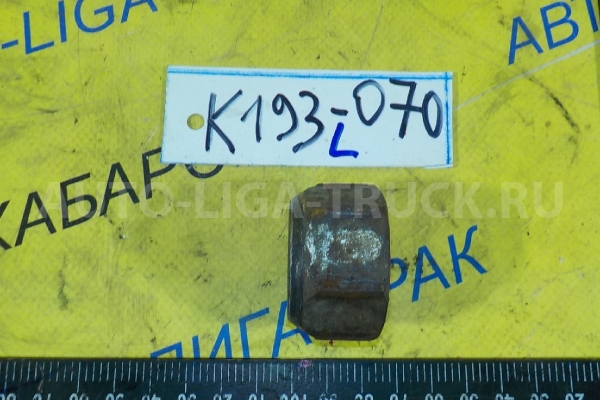 Гайка  Mitsubishi Canter 4D35 Гайка 4D35 1997  MT420341