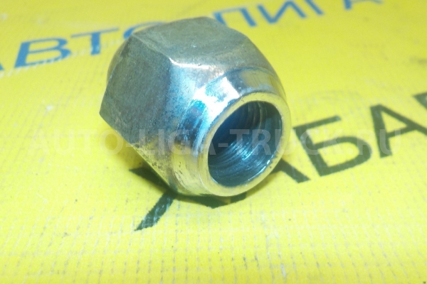 Гайка Nissan Atlas TD27 Гайка TD27 1991 40224-V5500 Гайка Nissan Atlas TD27 Гайка TD27 1991 40224-V5500
