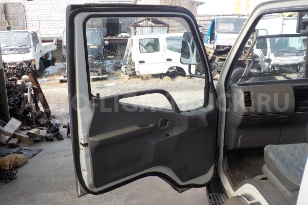 КАБИНА Mitsubishi Canter 4D35 КАБИНА 4D35   ALT-000338