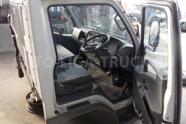 КАБИНА Mitsubishi Canter 4D35 КАБИНА 4D35   ALT-000338