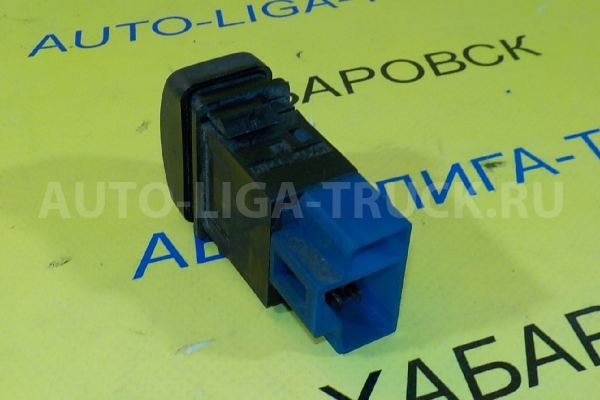 КНОПКА Isuzu Elf 4HF1 КНОПКА 4HF1 1998  8-97140-596-0