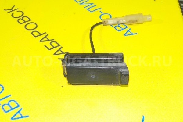 КНОПКА Isuzu Elf 4HF1 КНОПКА 4HF1 1996  8-97855-032-1